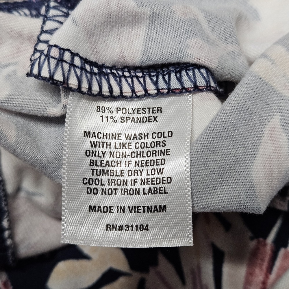 Wonderly Studio Women's Large Yummy Leggings New w/Tags Navy‎ Floral - Picture 4 of 7